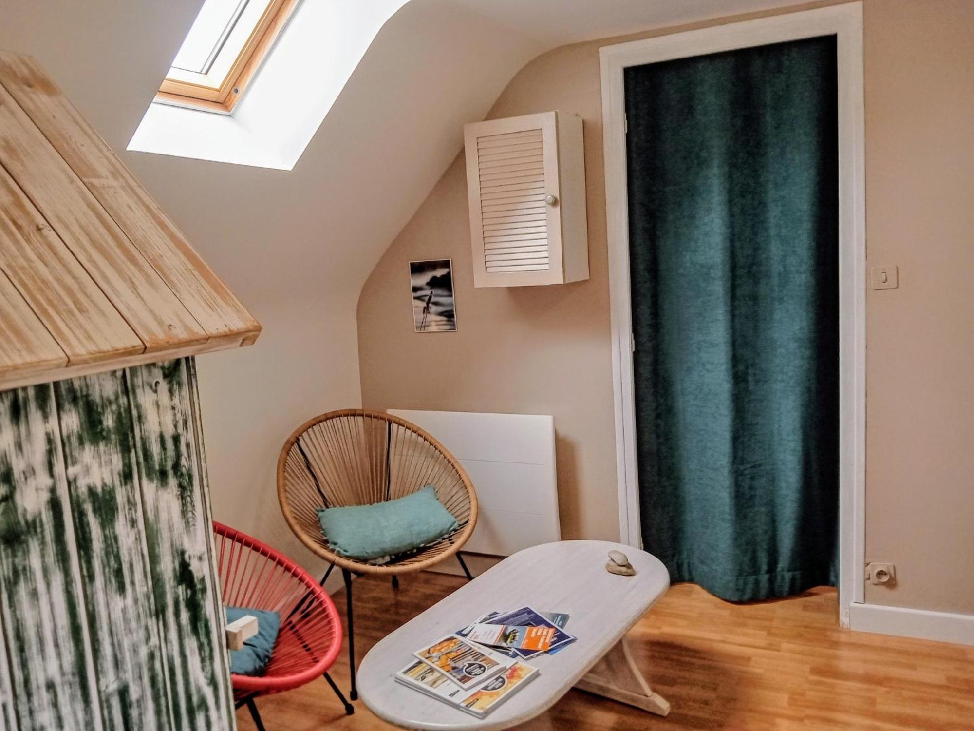 L Ideal 10 Mn Vannes Linge De Lit, Serviettes Inclus Wifi Parking Gratuit Noyalo Екстериор снимка
